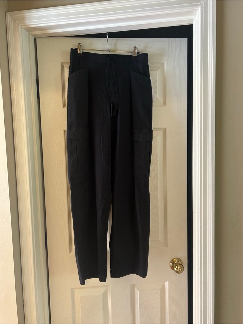 Athleta Paradise straight leg cargo pant, NWT size m